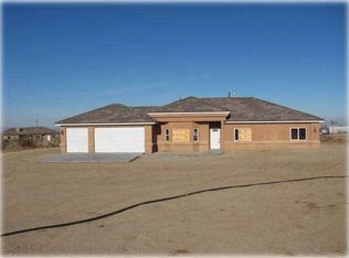 5350 Spikes Rd, Phelan, CA 92371