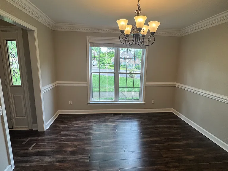 405 Tranquill Ln — Photo 12