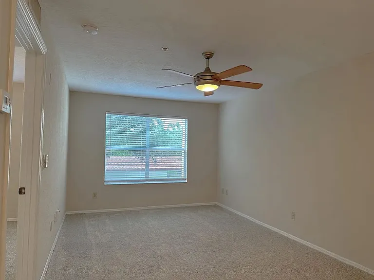 827 Camargo Way #210 — Photo 6
