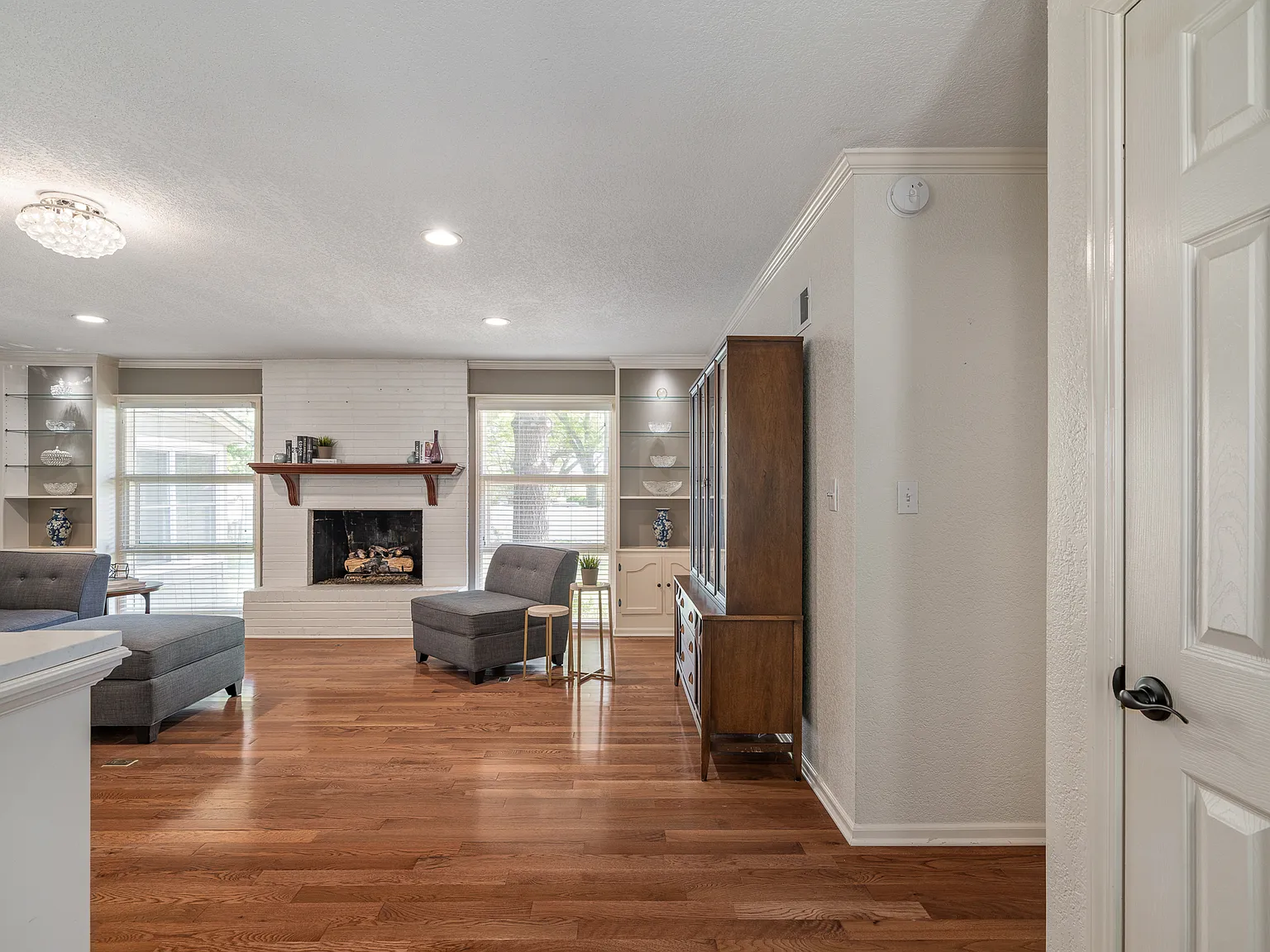 3 bed, 1794 sqft, $2,850 — Photo 4