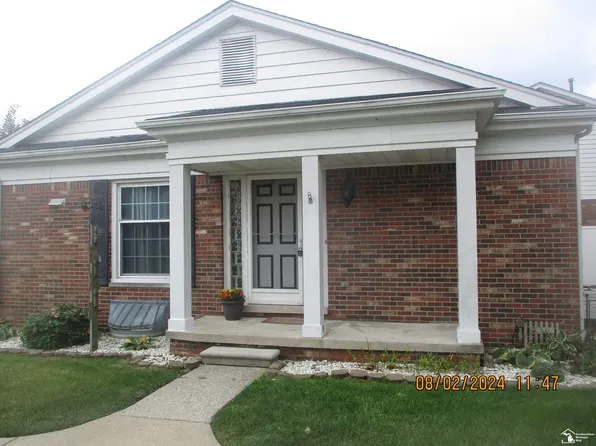4636 Colonial Ln, Trenton, MI 48183