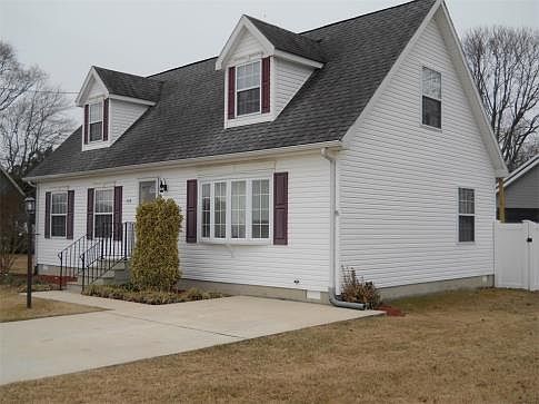 1st image of 408 Sussex St