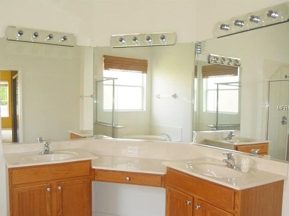 3rd image of 1442 Pinyon Pine Dr