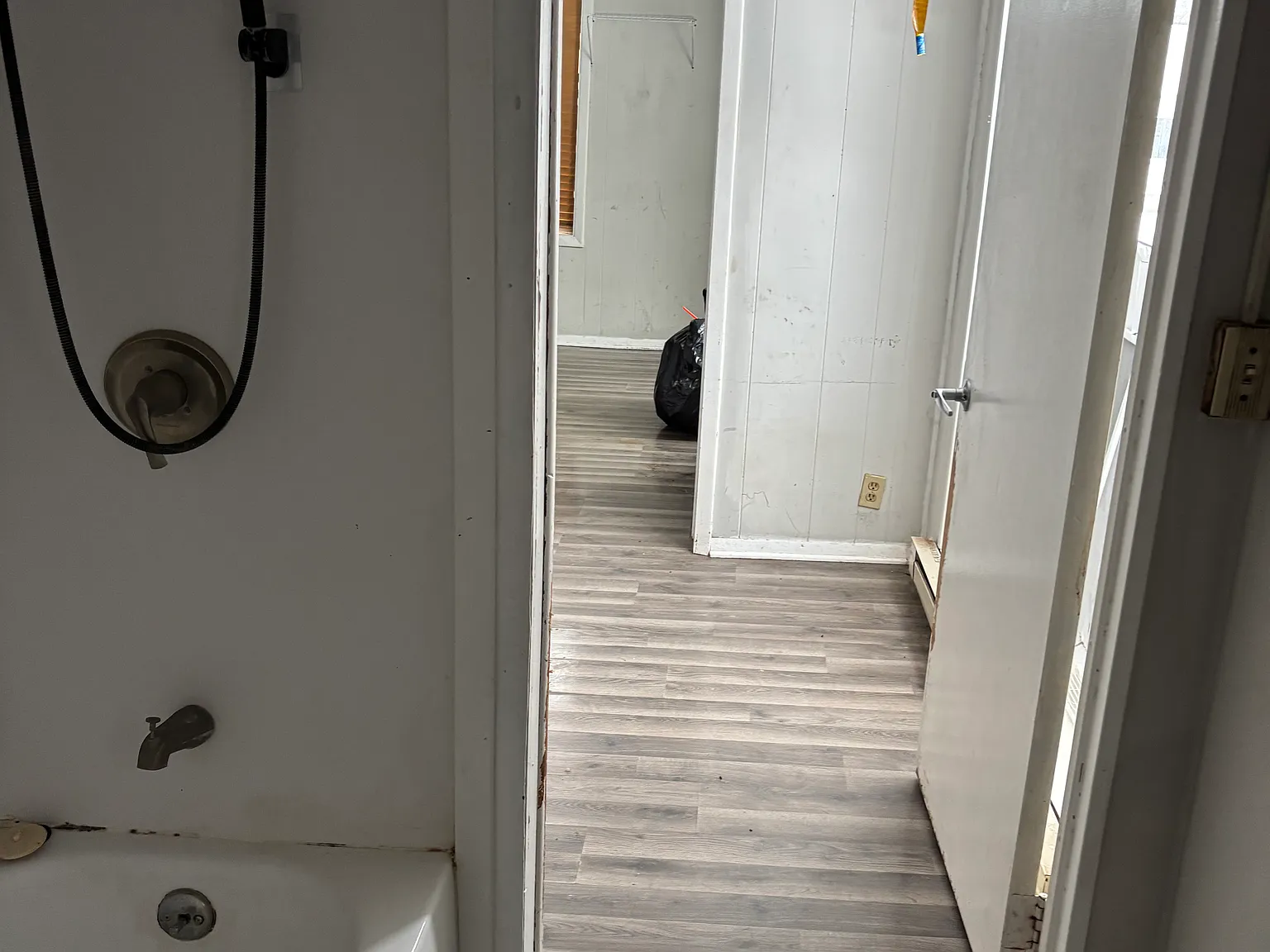 424 E Bluff St — Photo 2