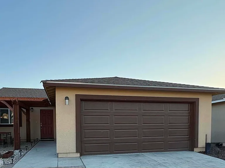 Yandris Ct — Photo 2