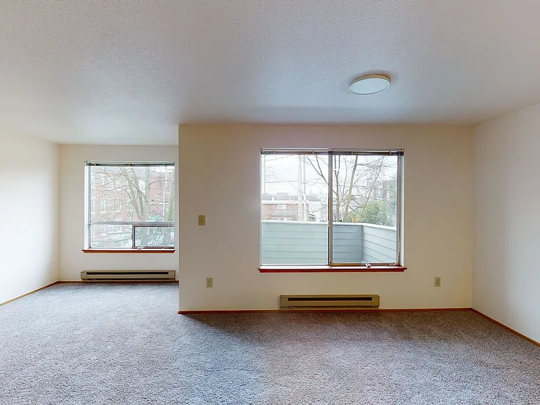 Kelly Anne Apartments — Photo 49