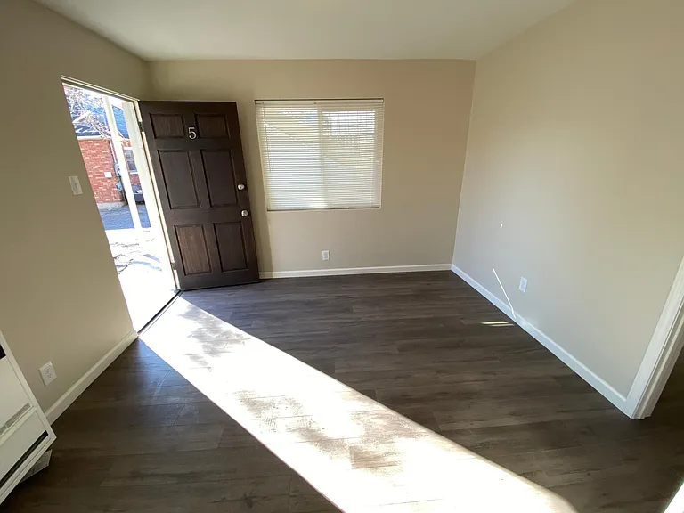 215 River Rock St #5 — Photo 1