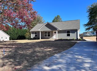 130 Cardinal St, Inman, SC 29349