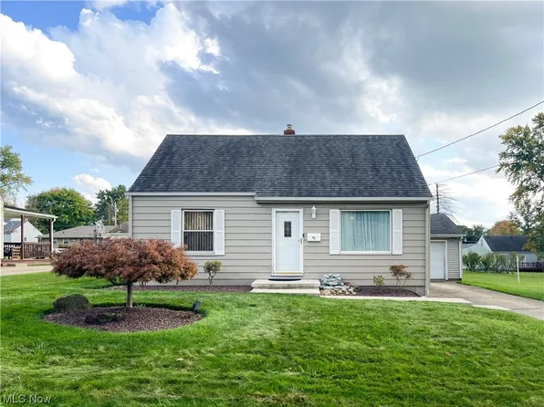 95 Goretti Dr, Campbell, OH 44405