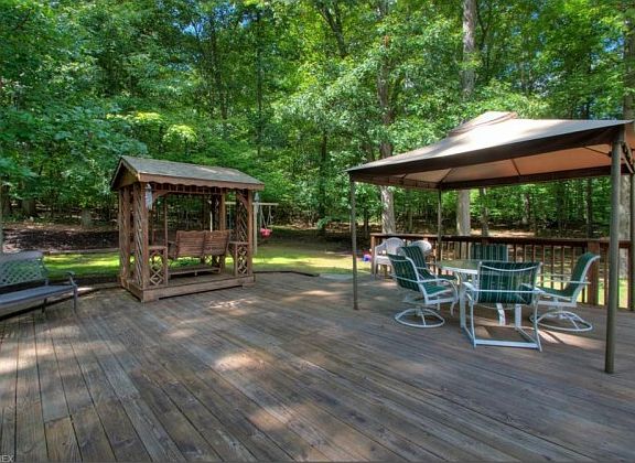 5th image of 9942 Gatewood Dr