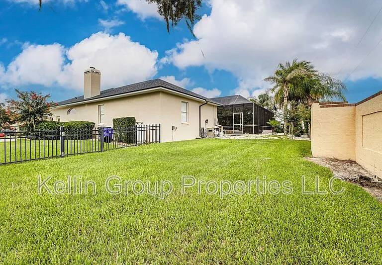 1229 Lake Deeson Woods Ln — Photo 32