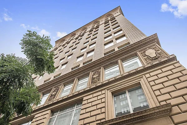 Sold by Compass | media 4