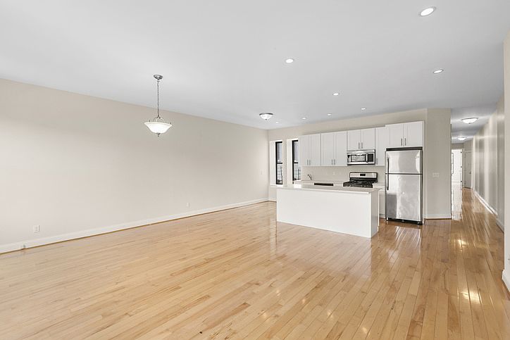 1st image of 207 Central Park N APT 30