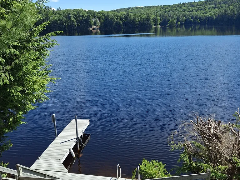 85 Winter Rd — Photo 3