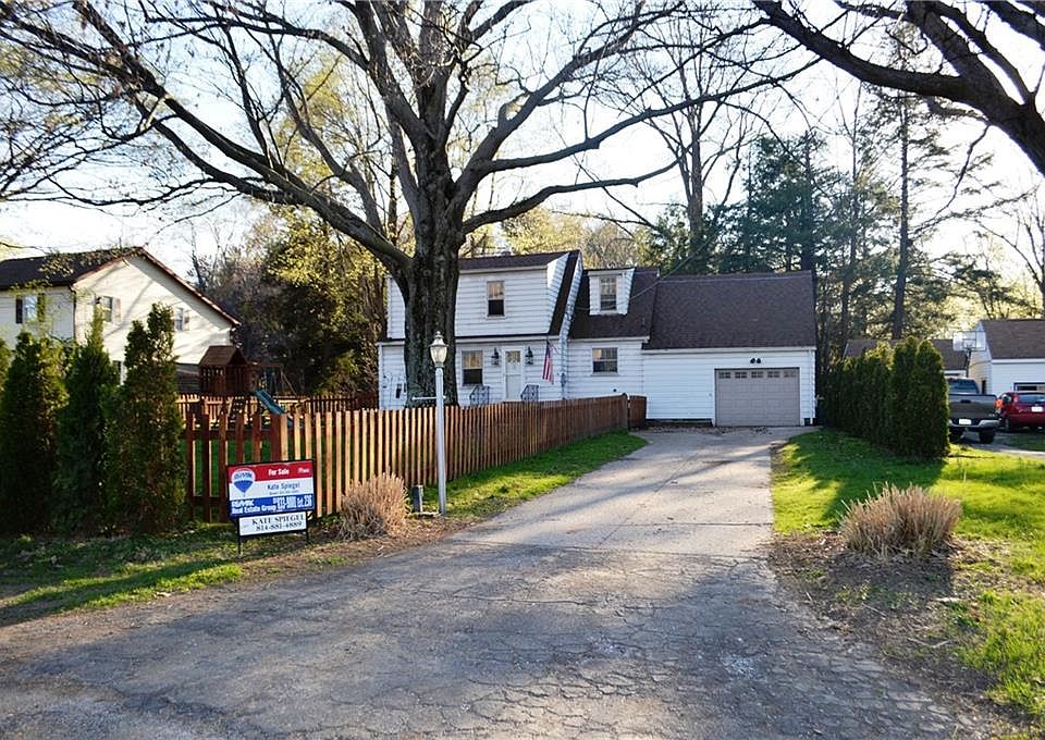 1st image of 1610 Woodside Dr