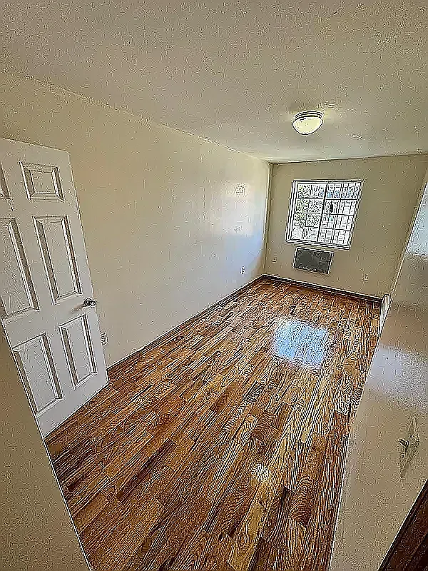 211 Beach 96th Street — Photo 4