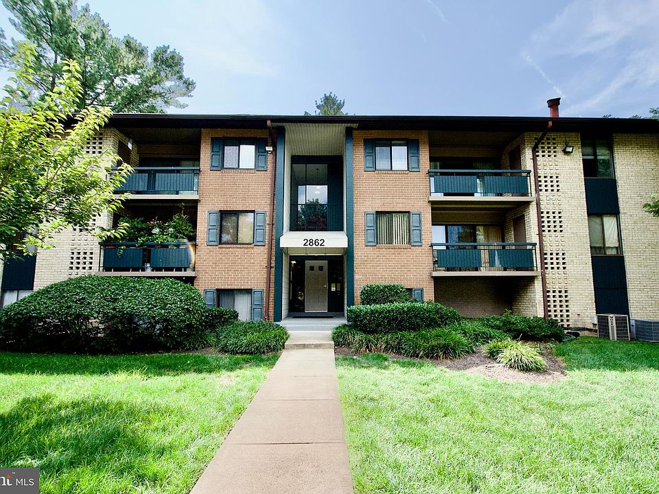 1st image of 2862 Dover Ln Suite 302