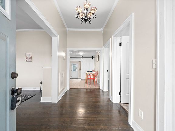 3rd image of 759 Greenwood Ave