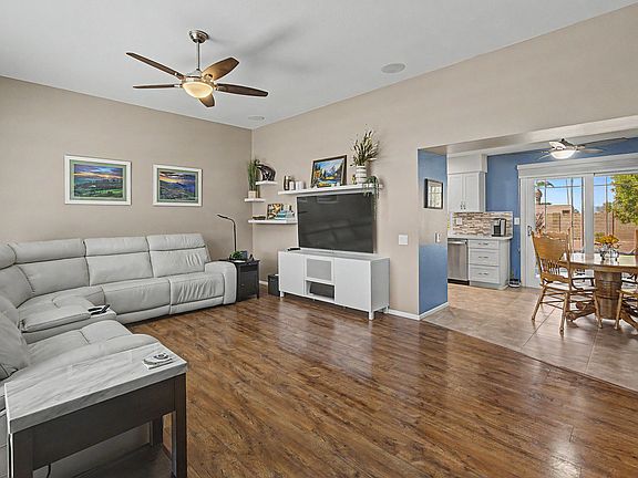 4th image of 11035 W Oak Ridge Drive