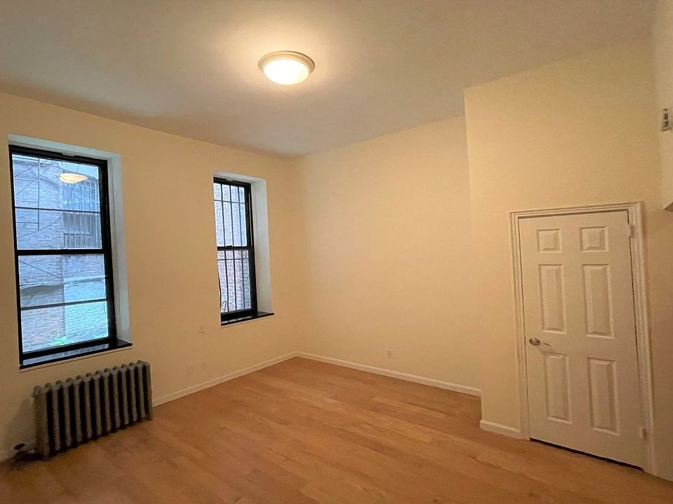 1st image of 709 2nd Ave #1D