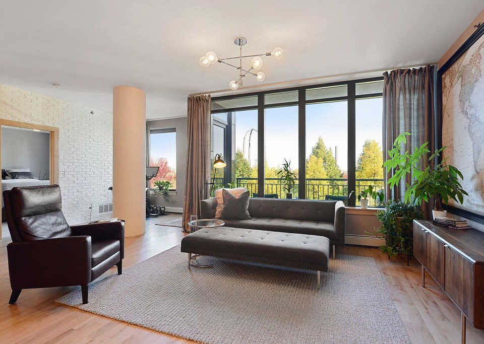 1st image of 215 10th Ave S Unit 306