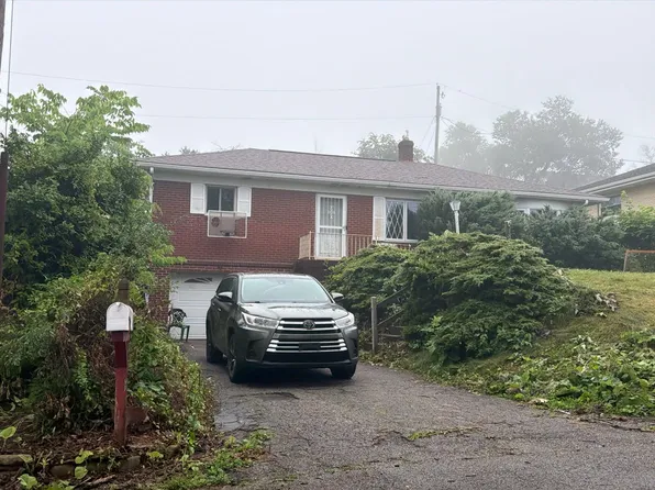 180 Pembroke Rd, Steubenville, OH 43953