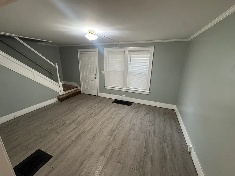12 Jefferson St #12 — Photo 6