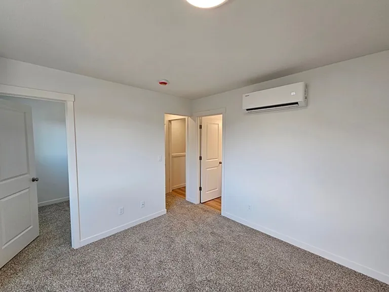 1250 Baxter Rd SE — Photo 6