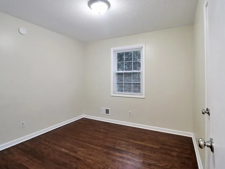 309 W Miriam Ave — Photo 11