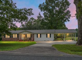 978 Independent School Rd, Reevesville, SC 29471