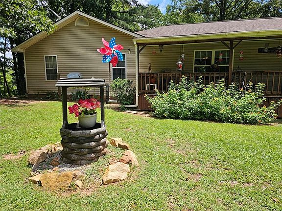 3rd image of 1440 County Road 26