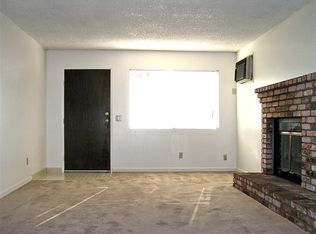 304 Oak Manor Dr, Ukiah, CA 95482