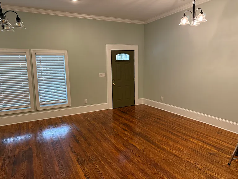 125 E Horah St #1 — Photo 7