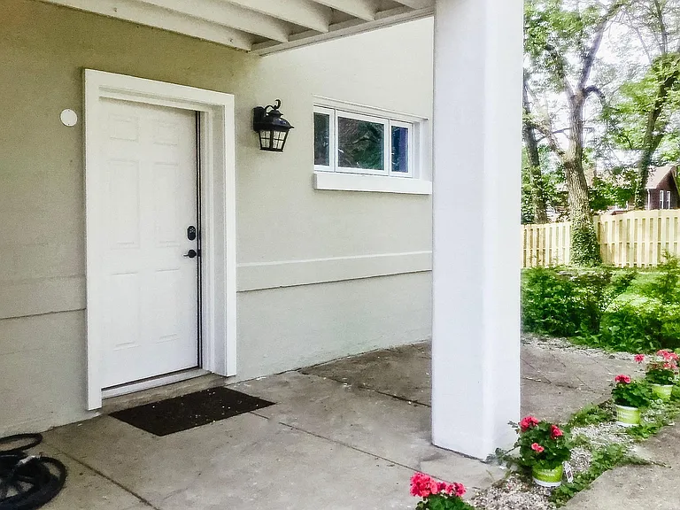 (Unit #3|2-Bed/1.5-Bath|First & Second Floor): Front Door