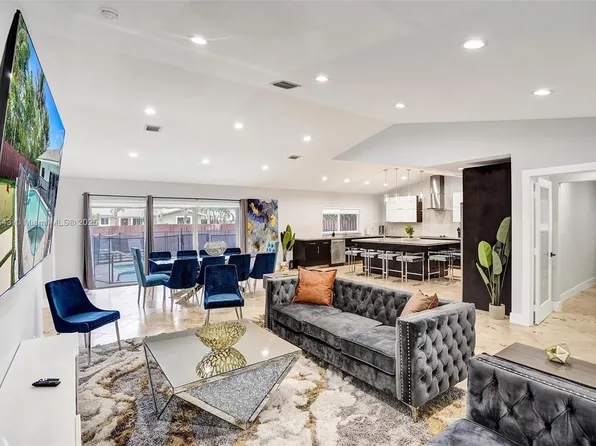 614 SE 12th Ave, Deerfield Beach, FL 33441