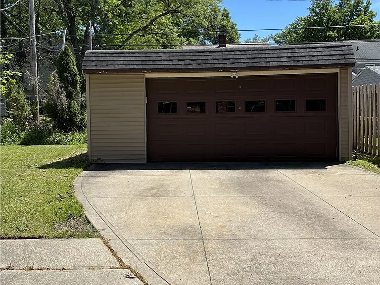 4198 Bushnell Rd — Photo 11
