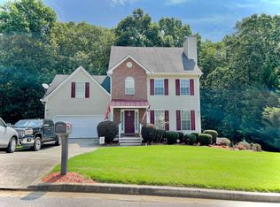 229 Towler Shoals Dr, Loganville, GA 30052