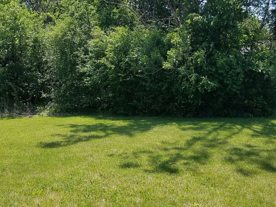 1st image of 1924 Parkhill Ln