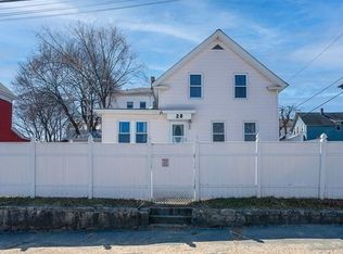 28 Nashua St, Fitchburg, MA 01420