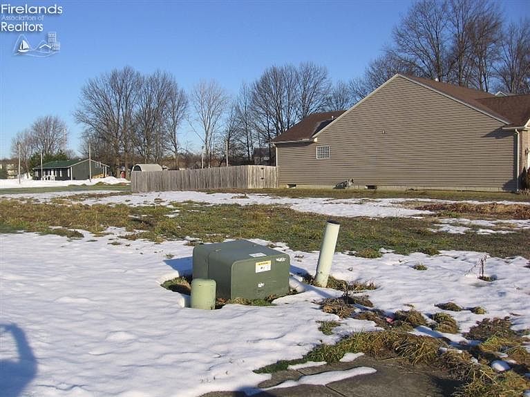 2nd image of 261 Rauscher Ct