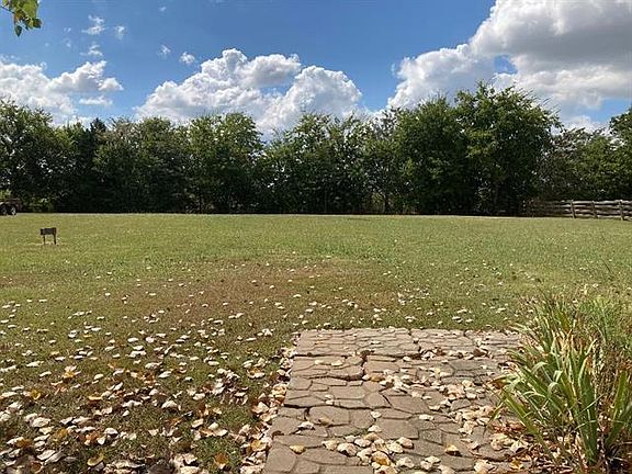 4th image of 317 Northstar Dr