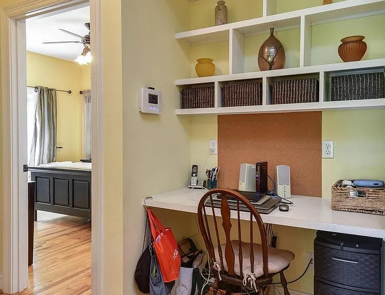 58 Old Spring Dr — Photo 12