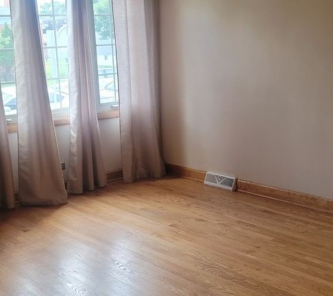 3rd image of 3234 S 53rd Ct