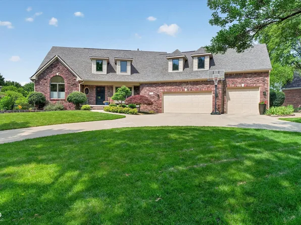 3762 Bent Tree Ln, Greenwood, IN 46143