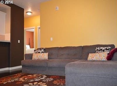 5th image of 953 NW Wheelock Pl