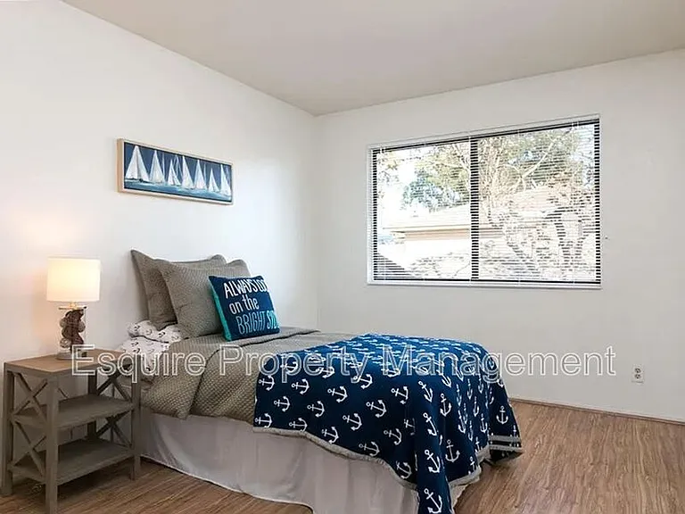 6727 Wordsworth Way — Photo 13