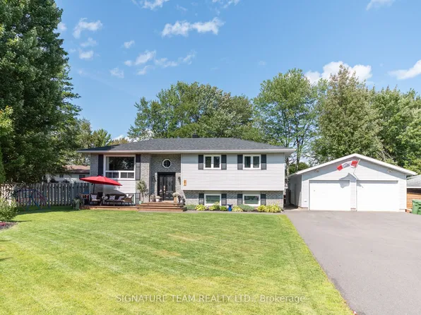 21 Lisa Cres, Petawawa, ON K8H 2Z8