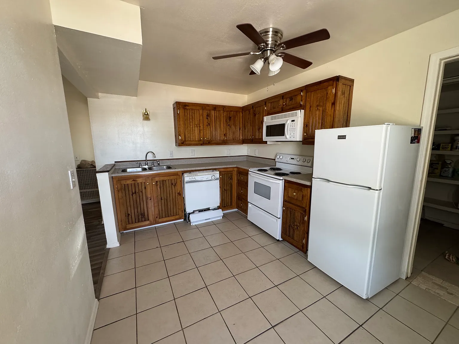 1 bed, 500 sqft, $850 — Photo 3