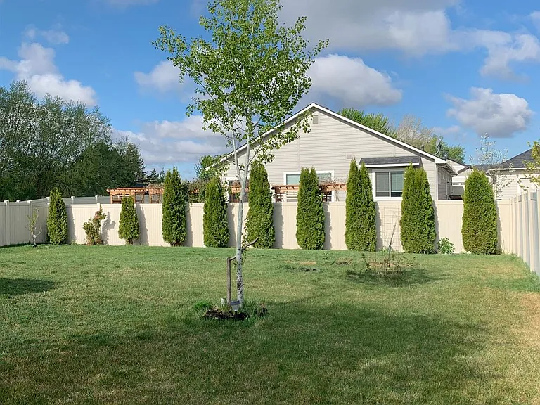 2835 NW 12th Dr — Photo 12