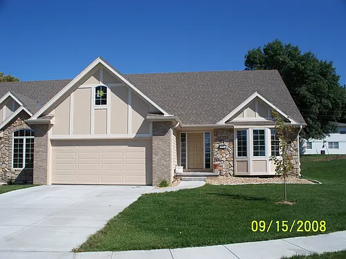 607 Patrick Cir Photo 1